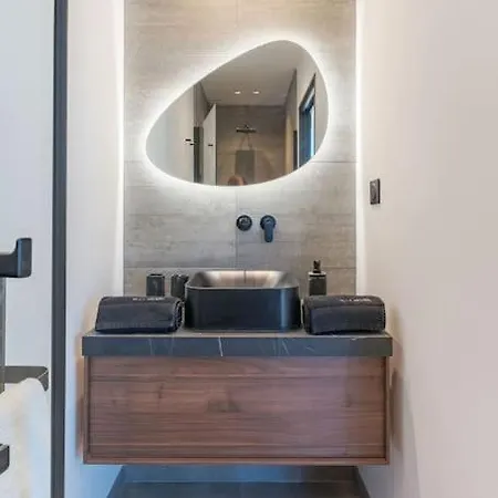 Superbe Neuve A La Ciotat, 105 M2, Jacuzzi * La Ciotat