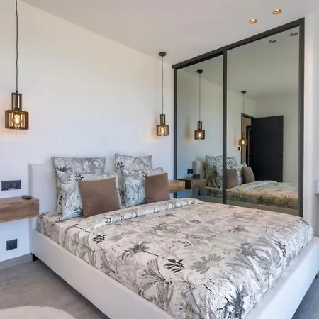 Superbe Neuve A La Ciotat, 105 M2, Jacuzzi