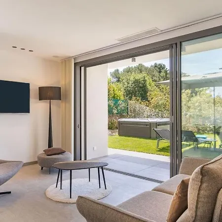 Villa Superbe Neuve A La Ciotat, 105 M2, Jacuzzi
