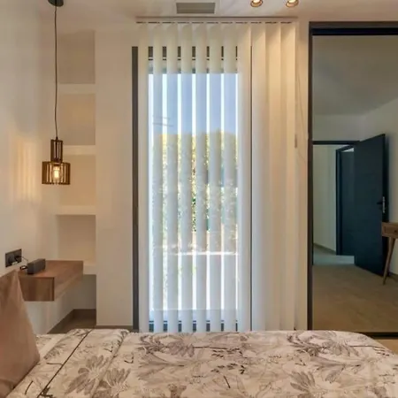 빌라 Superbe Neuve A La Ciotat, 105 M2, Jacuzzi 라시오타